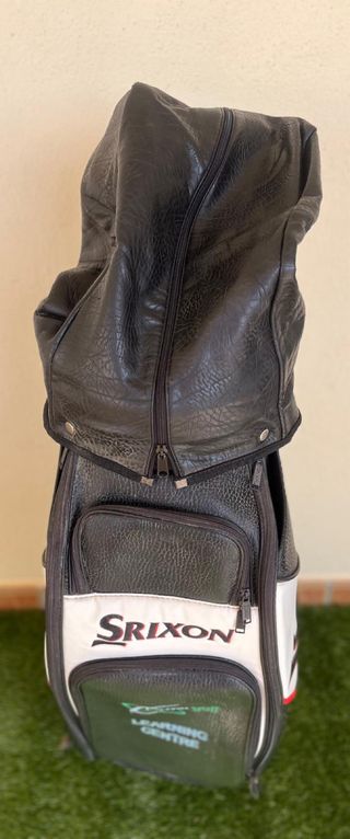 Bolsa de carrito de exhibición de Srixon con funda