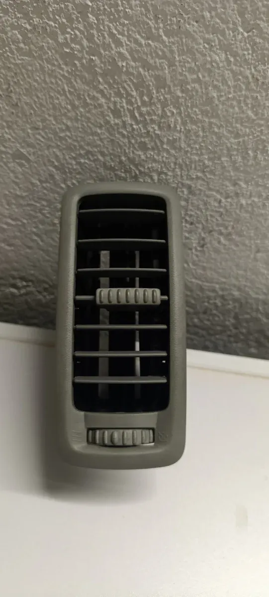 Rejilla Aire Gris Vivaro/Trafic/Primastar