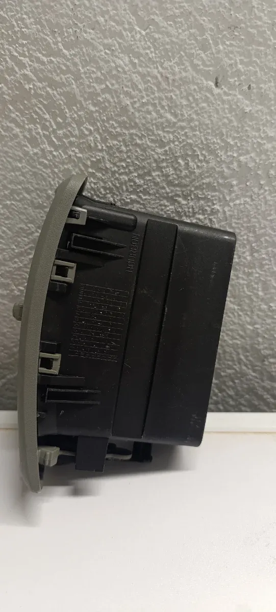 Rejilla Aire Gris Vivaro/Trafic/Primastar