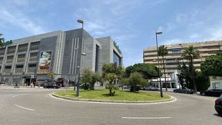 Local comercial en alquiler en Puerto Banús en Marbella