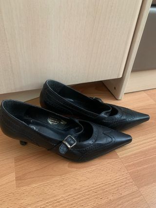 Zapatos de cuero negros