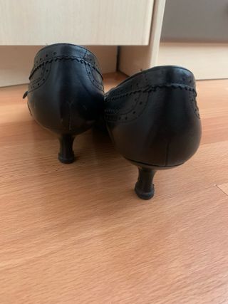 Zapatos de cuero negros