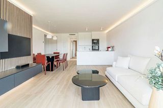 Piso en alquiler en Los Naranjos - Las Brisas en Marbella