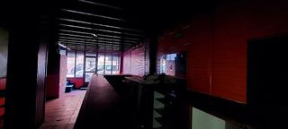 Local comercial en venta en Inmobiliaria - Barreda en Torrelavega