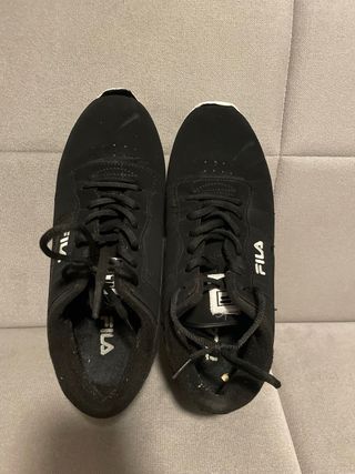 Zapatillas Fila Negras
