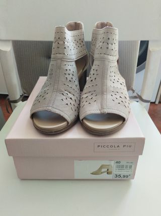 Sandalias Beige Abiertas