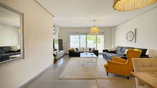 Piso en venta en Los Naranjos - Las Brisas en Marbella