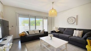 Piso en venta en Los Naranjos - Las Brisas en Marbella