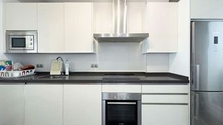 Piso en venta en Los Naranjos - Las Brisas en Marbella