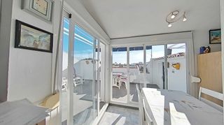 Piso en venta en La Carihuela en Torremolinos