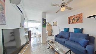Piso en venta en La Carihuela en Torremolinos