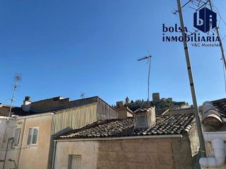 Casa adosada en venta en Alcalá la Real