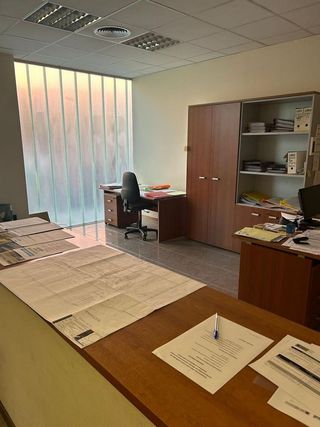 Local comercial en alquiler en Alisal - Cazoña - San Román en Santander