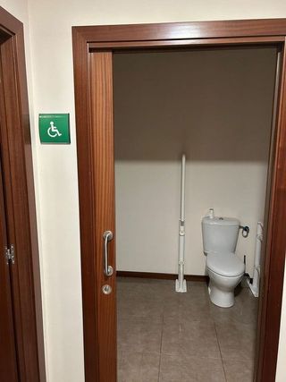 Local comercial en alquiler en Alisal - Cazoña - San Román en Santander