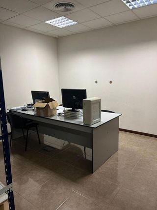 Local comercial en alquiler en Alisal - Cazoña - San Román en Santander