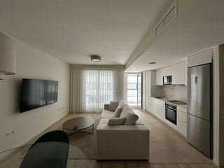 Piso en alquiler en Nueva Andalucía centro en Marbella
