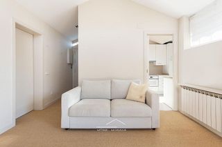 Estudio en alquiler en La Dreta de l'Eixample en Barcelona