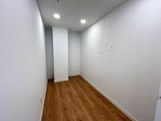 Local comercial en alquiler en Los Jardines de Marbella - La Ermita en Marbella