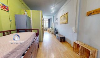 Local comercial en venta en Canovelles