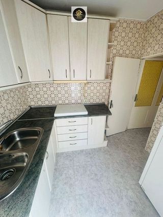 Piso en venta en Peñamefecit - Avda Barcelona en Jaén