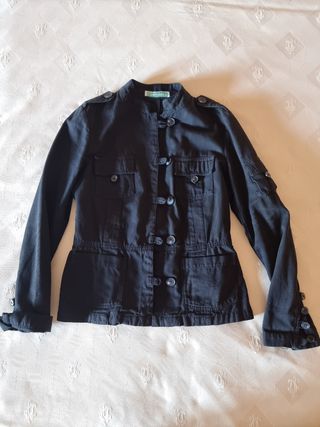 Chaqueta militar negra mujer ZARA