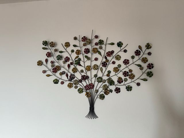 Decoración pared árbol flores metal