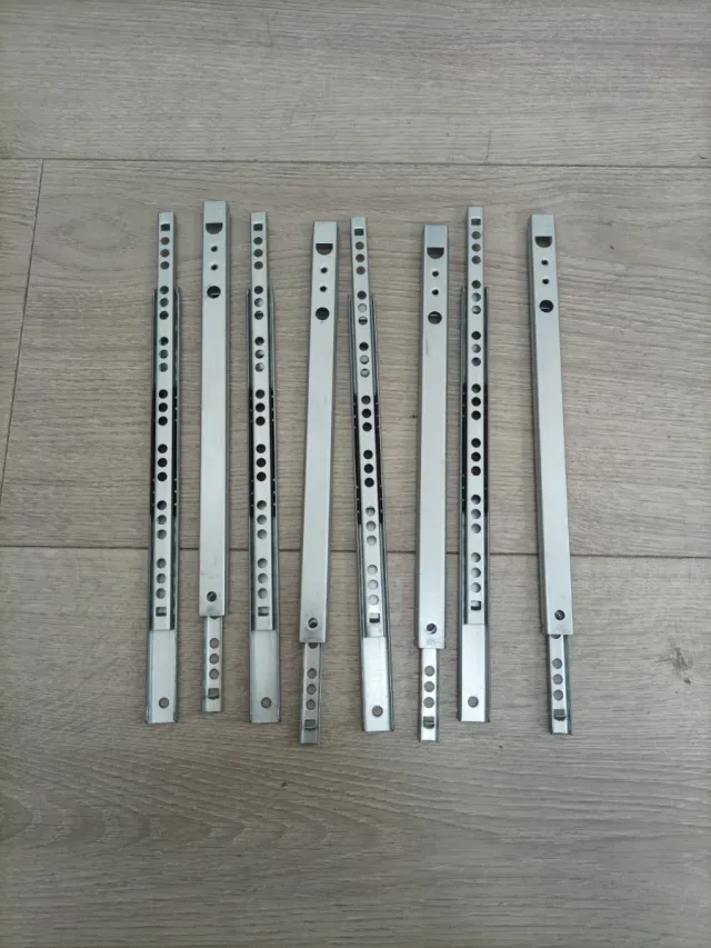 8 Guías Laterales para Cajones EMUCA