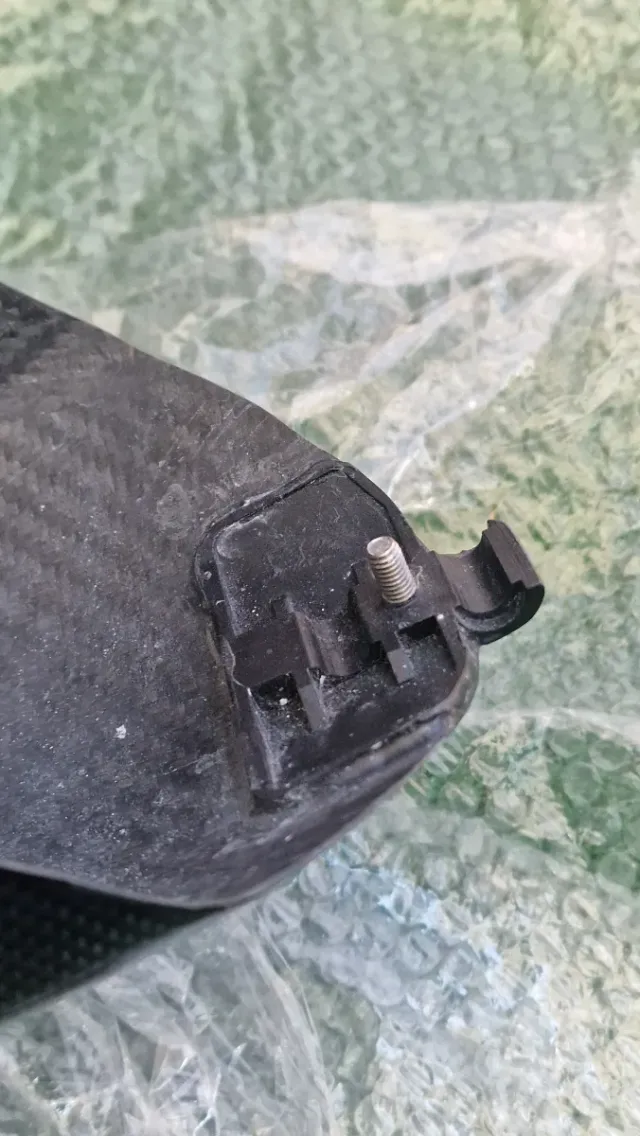 Guardabarros delantero carbono Ducati Diavel V4