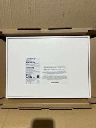 MacBook Air de 13.6 pulgadas con chip M2 de Apple