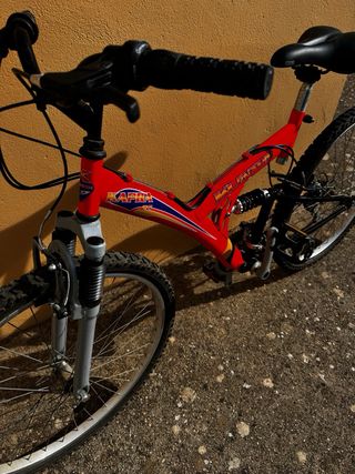 Bicicleta de montaña para adulto