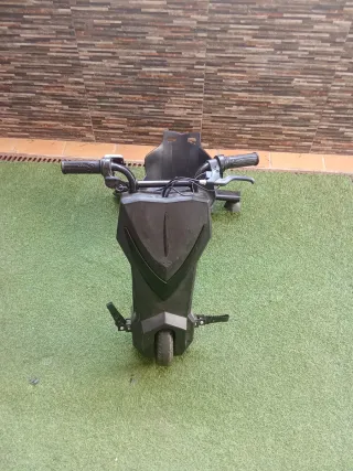 Triciclo Eléctrico Infantil a Batería 1