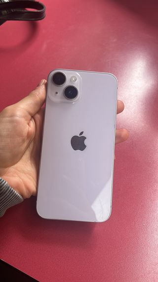 iPhone 14 Morado