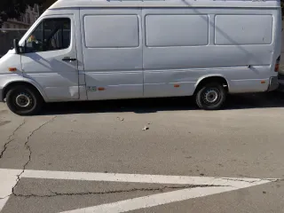 Mudanzas internacionales i transportes 
