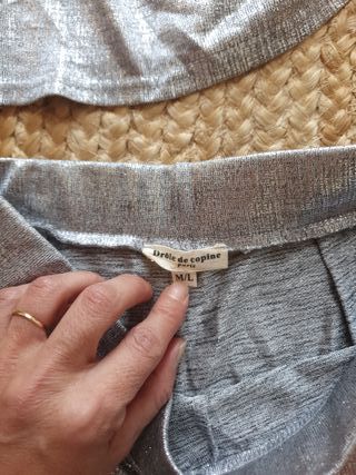 Conjunto plateado de dos piezas