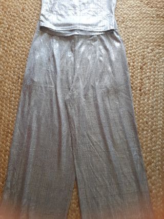 Conjunto plateado de dos piezas