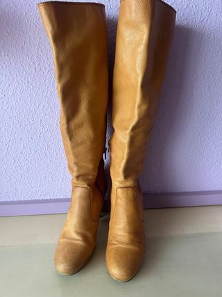 Botas altas cuero canela