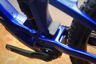 Bicicleta Elétrica Trek Fuel EXe Carbono Nova