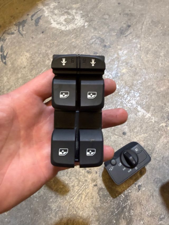 Mando Elevalunas Coche Bloqueo Ventanas