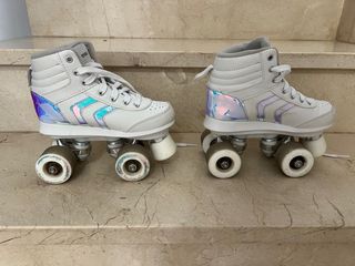 Patines artísticos blancos 4 ruedas
talla 33