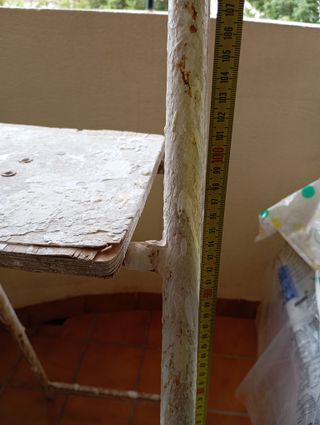 Escalera plegable de hierro