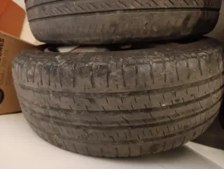 Juego de 3 (4) Ruedas de Coche
