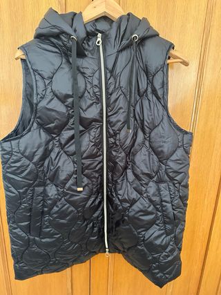 Chaleco acolchado Milano XL negro con capucha
