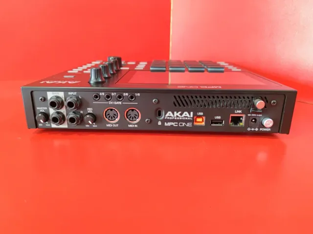 BLACK FRIDAY!!!   Akai MPC One