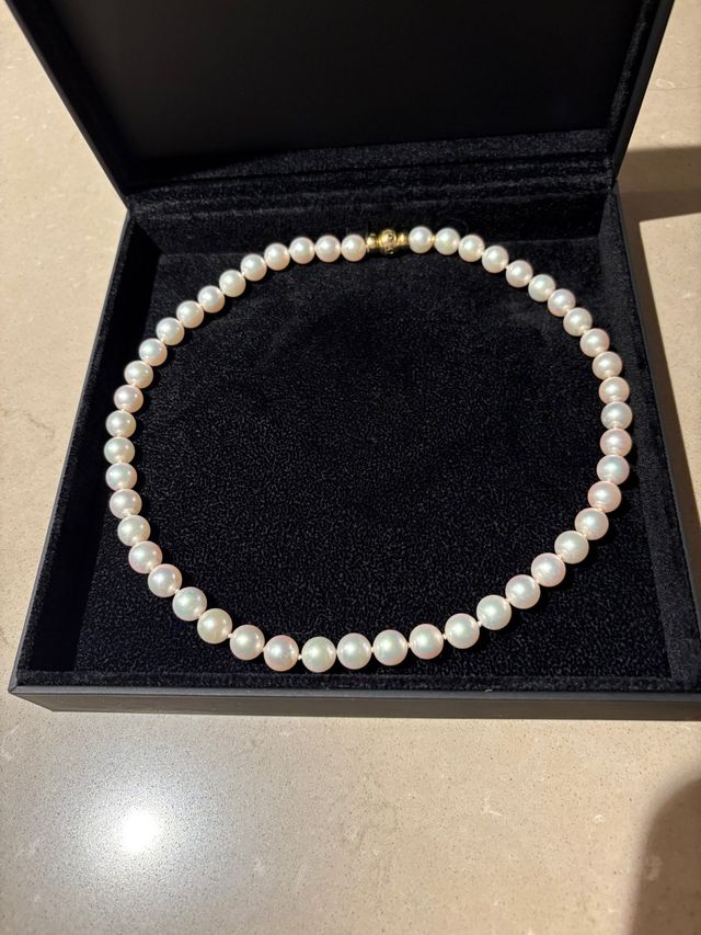 Collar de perlas Mikimoto: oro amarillo
18k 