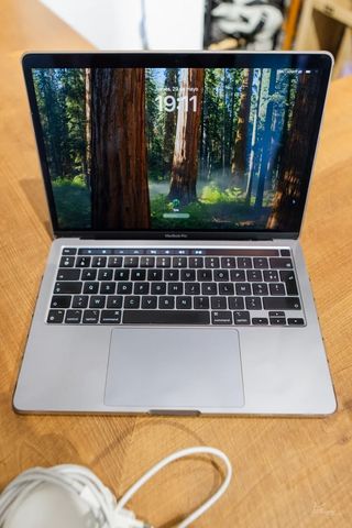 MACBOOK PRO M1 TOUCHBAR 2020 13" 8gb 256gb 89% bat