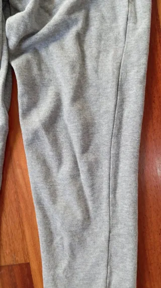 Pantalón chándal gris