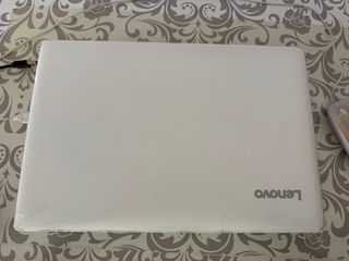 Ordenador portátil Lenovo blanco