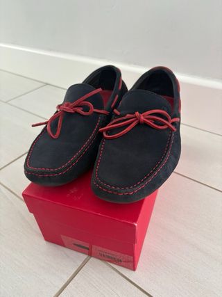 Mocasines Carolina Herrera Azul Marino y Rojo
