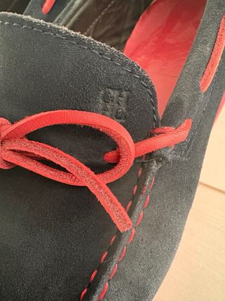 Mocasines Carolina Herrera Azul Marino y Rojo
