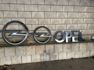 Logos y letras Opel